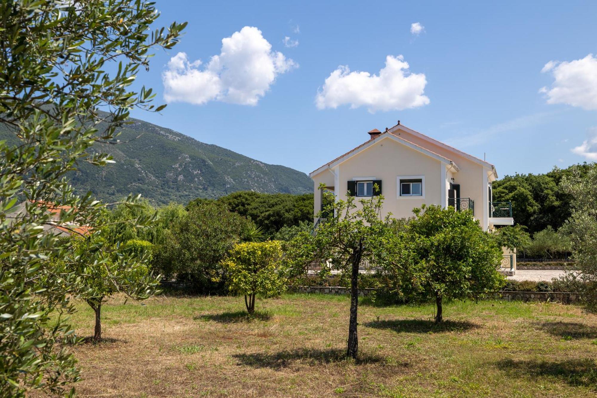 Arte Villa Nefeli Apartment Sami  Bagian luar foto